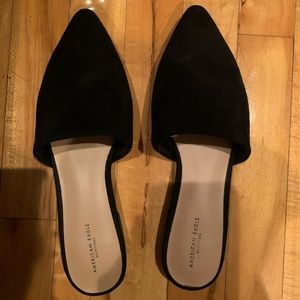 American Eagle Black Pointed Toe Slip-on Mule